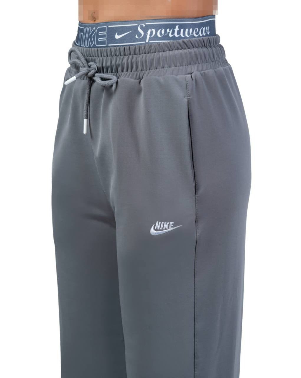 NKE BAGGY SWEATPANTS