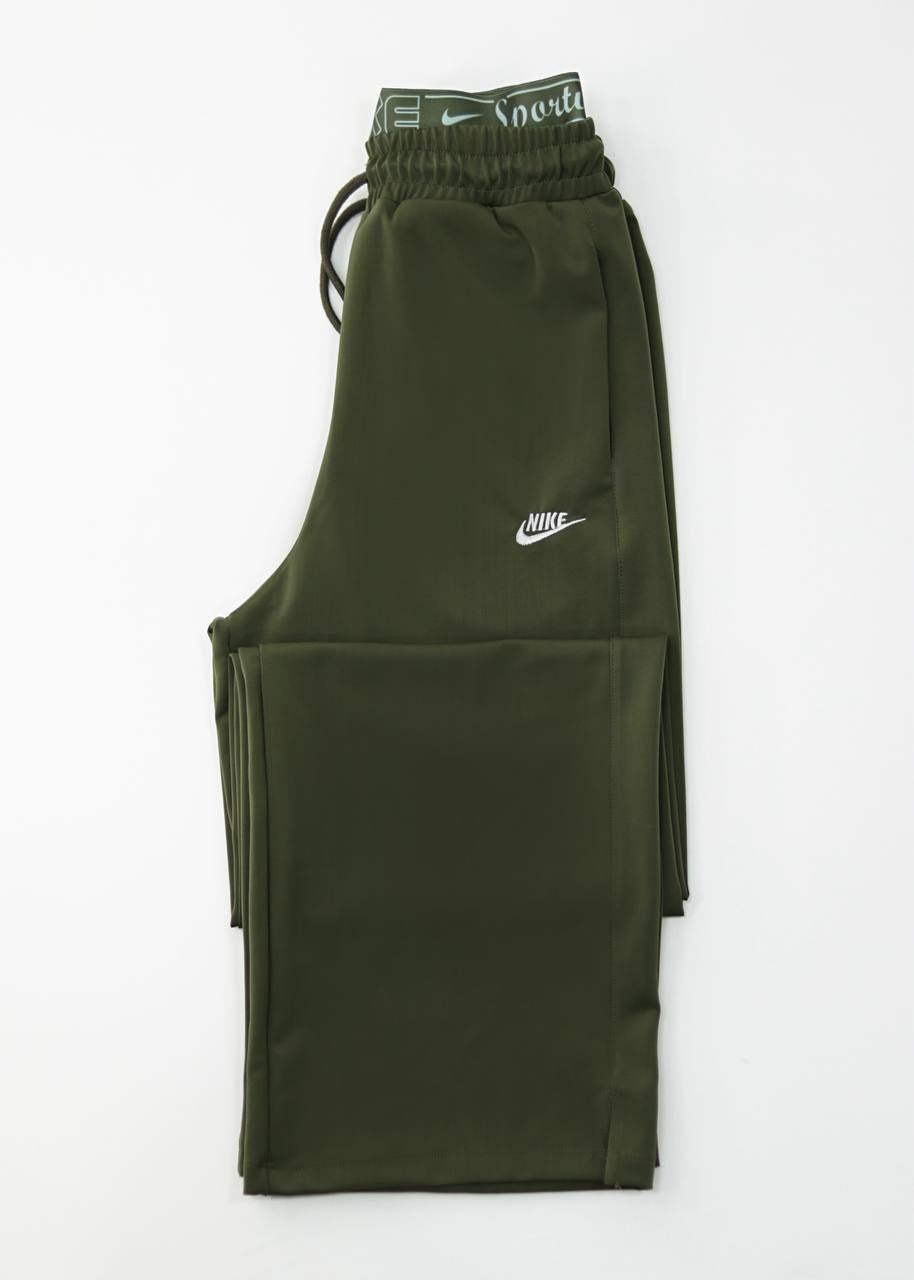 NKE BAGGY SWEATPANTS